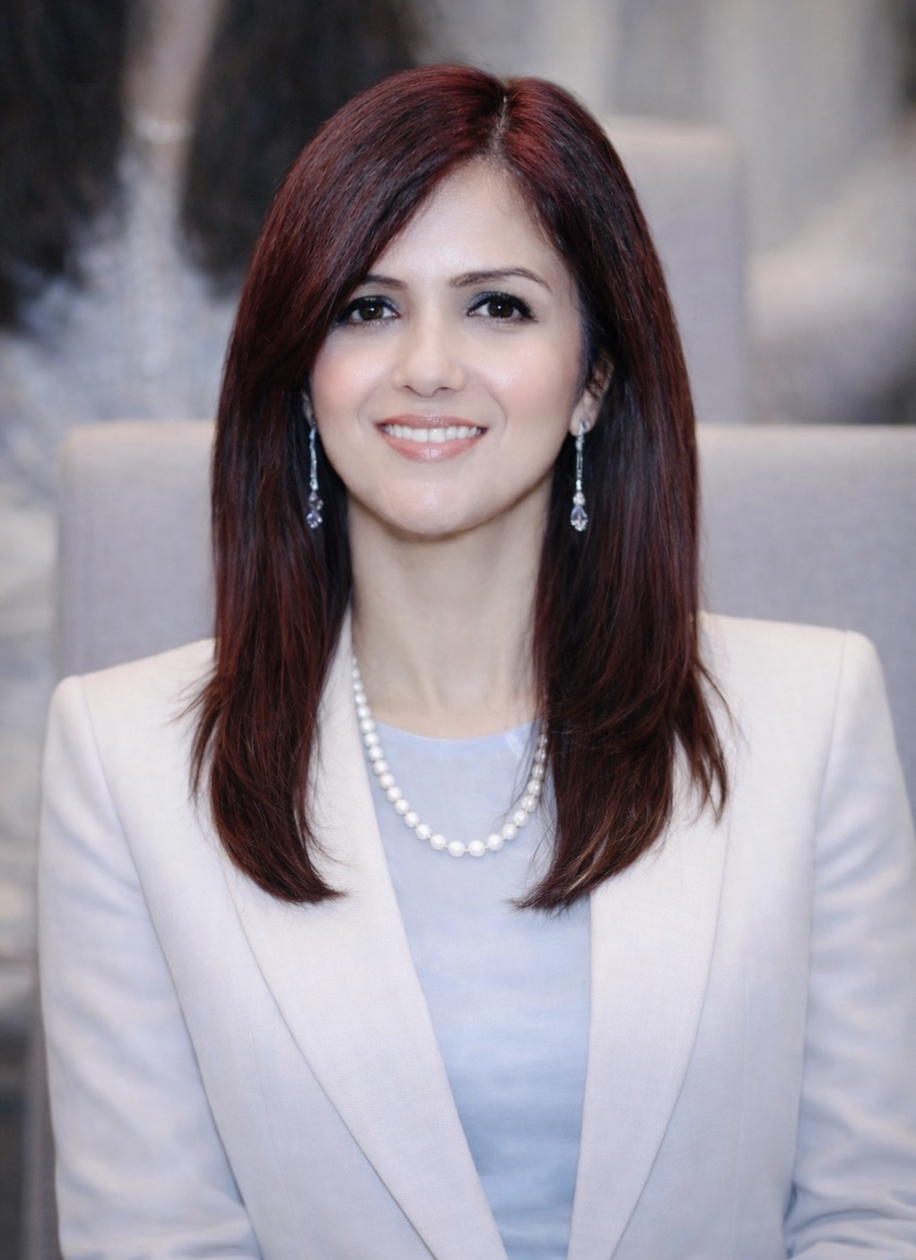 Dr. Hina Mazhar, Consultant Dermatologist & Associate Professor